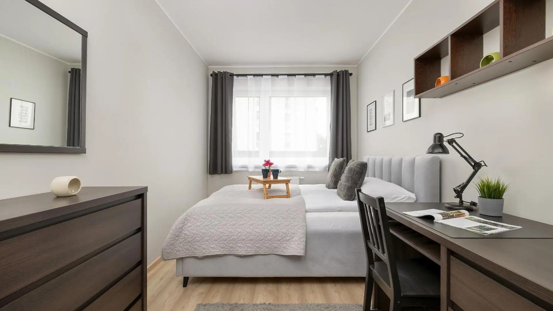 Podgorze Air-Conditioned Family Apartment With Parking By Noclegi Renters Krakow
