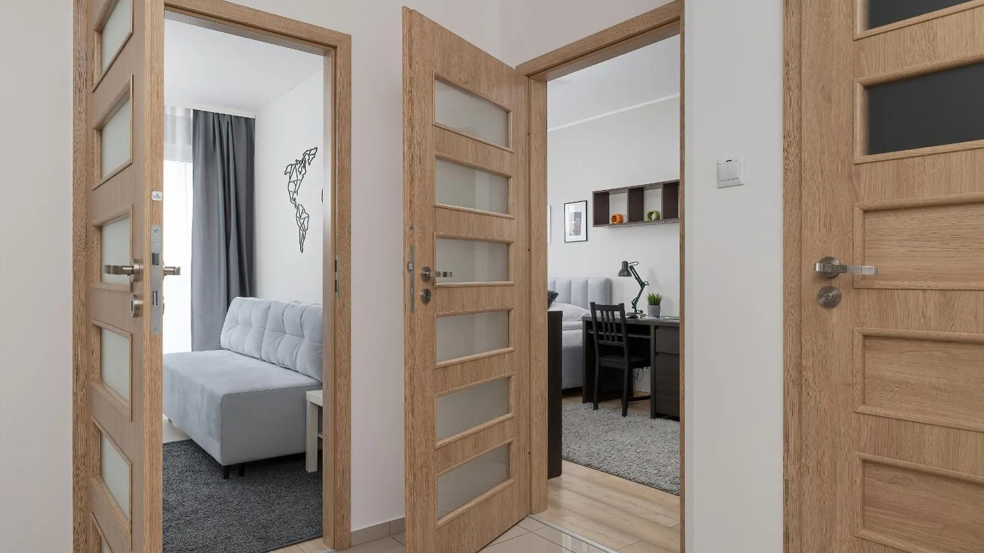 Podgorze Air-Conditioned Family Apartment With Parking By Noclegi Renters Krakow