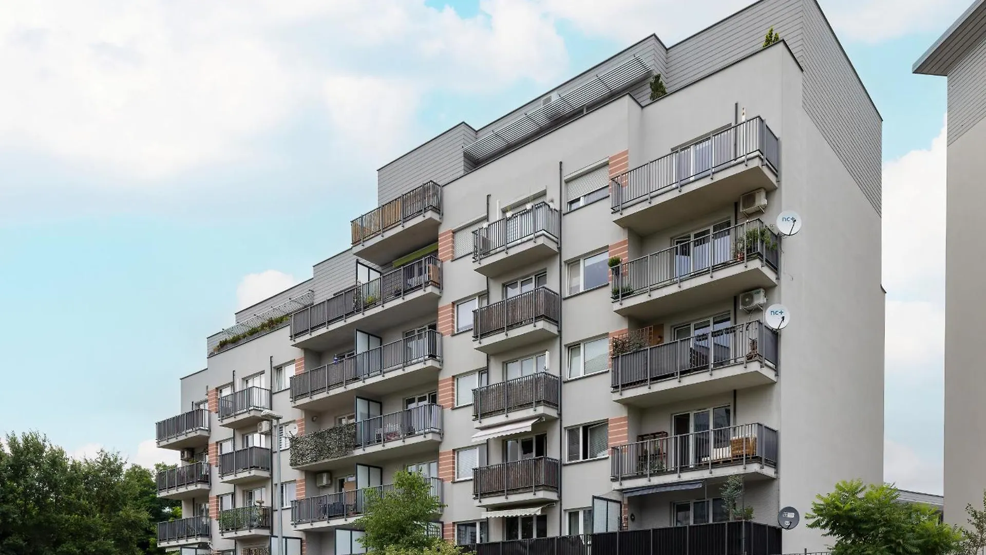 Podgorze Air-Conditioned Family Apartment With Parking By Noclegi Renters Krakow